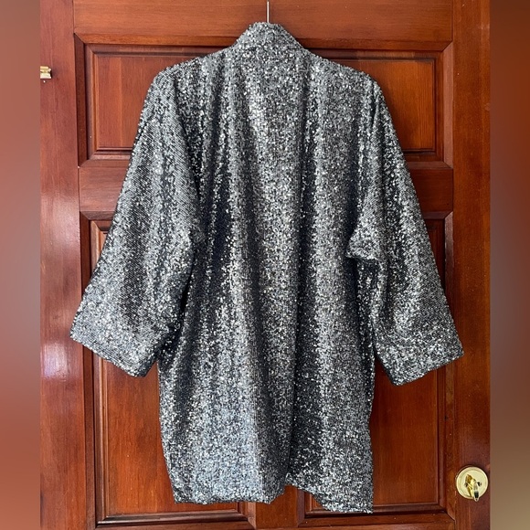 Emerson Fry Sequin Topper - Picture 4 of 17